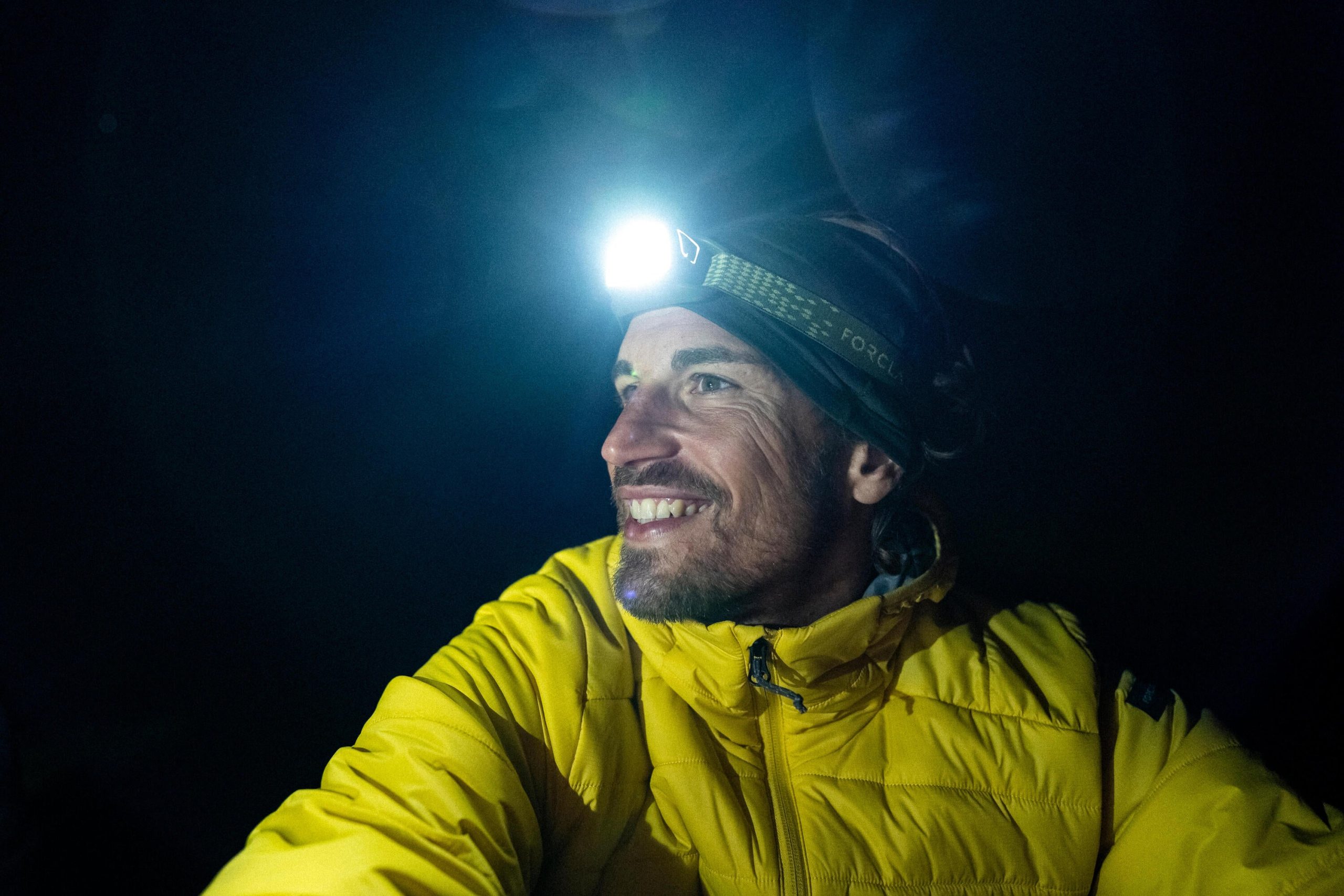 Forclaz Men's MT100 Hooded Synthetic Jacket - Image 31