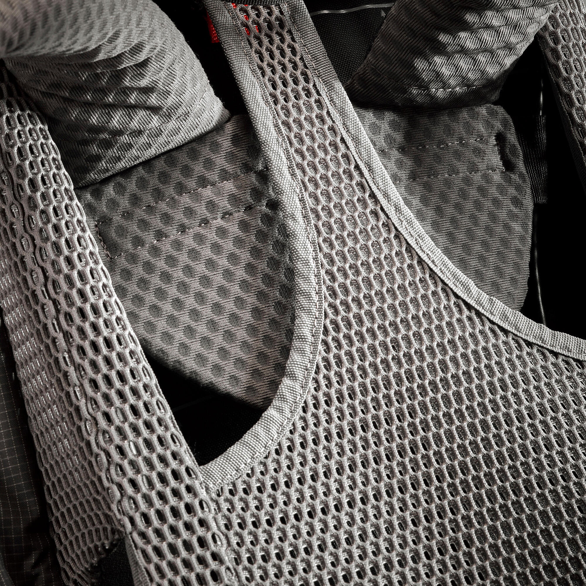 Simond Women's MT500 AIR 55+10L Backpacking Pack - Image 6