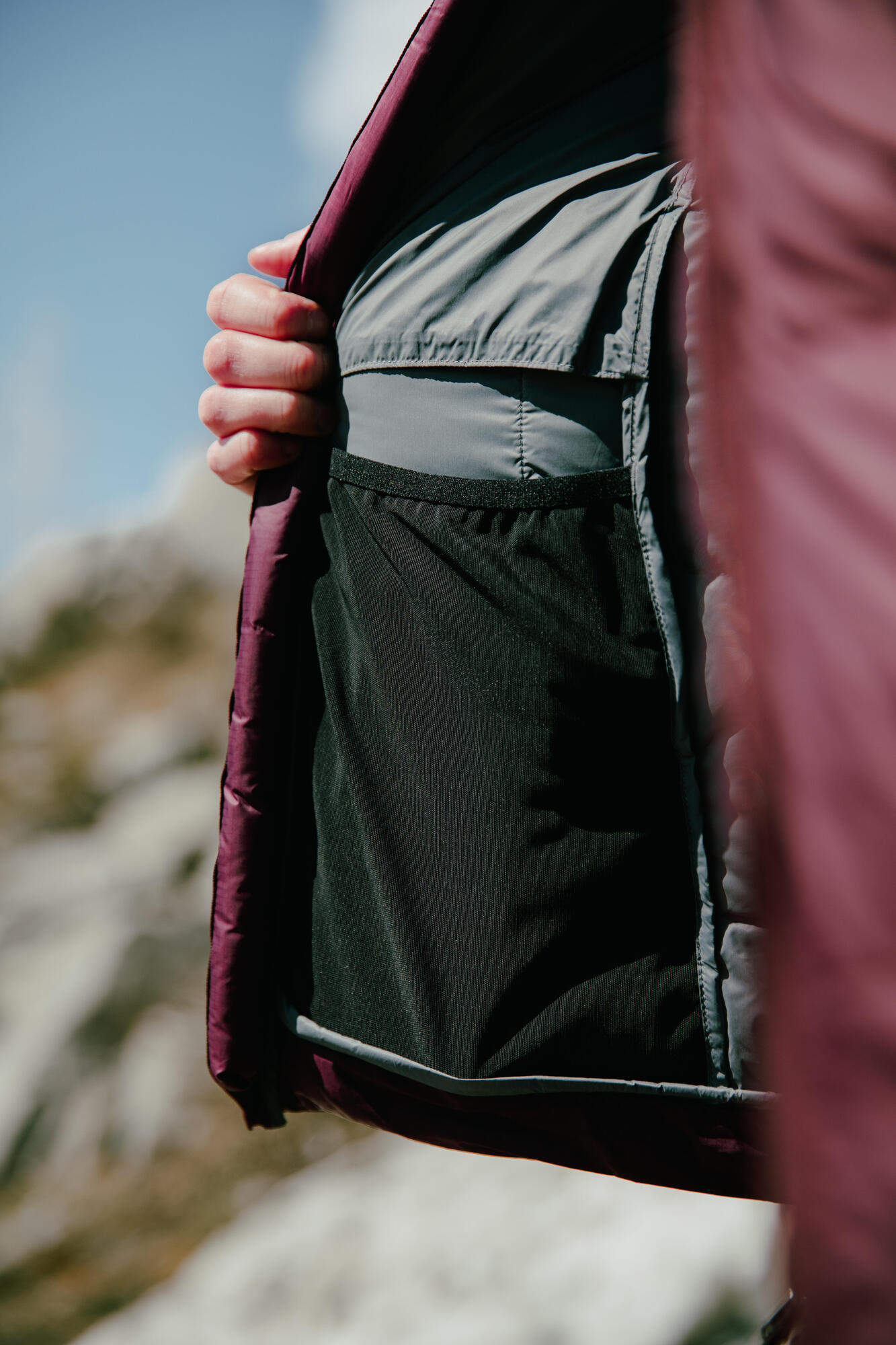 Simond Women's MT900 Hooded Down Puffer Jacket - Image 24