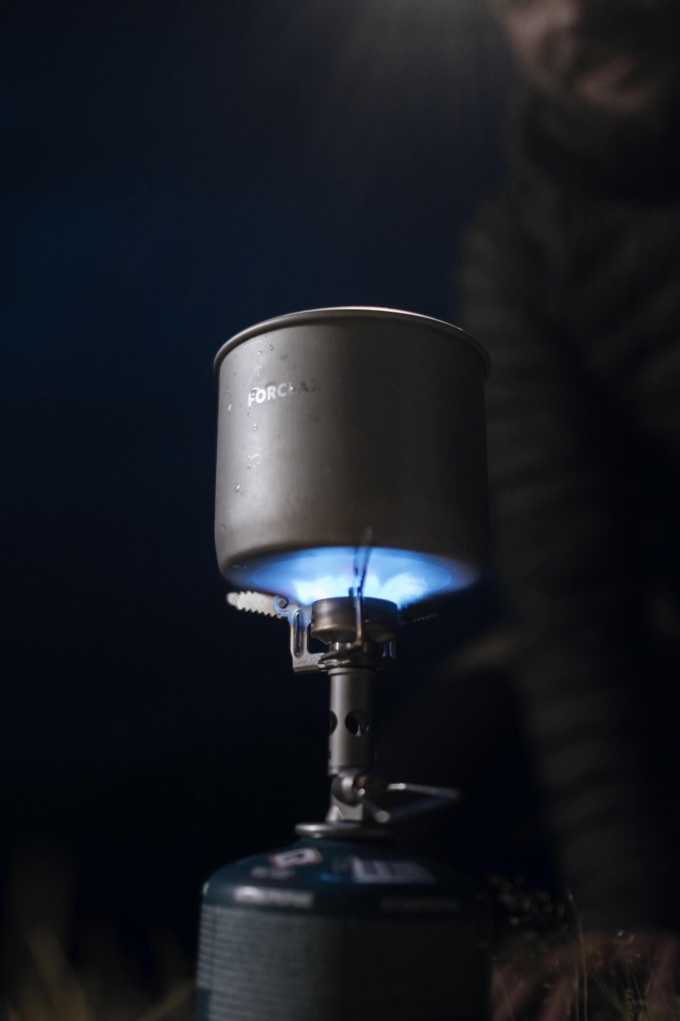Forclaz MT900 Ultralight Backpacking Stove - Image 7