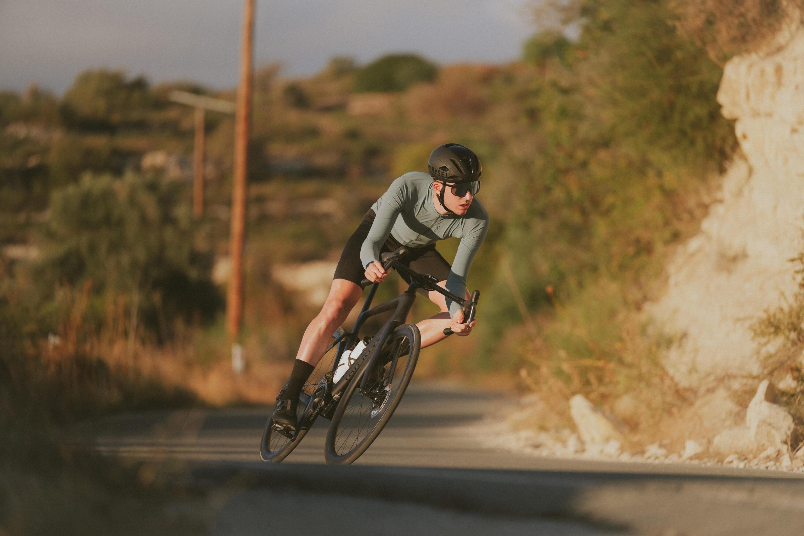 Van Rysel RCR Pro Frame Kit Raw Carbon + Fork + Stem + Seat Post - Image 7