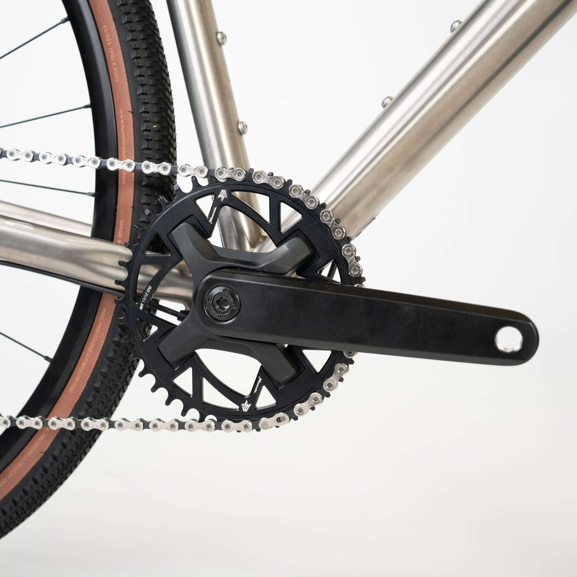 Triban GRVL 900 Ti Gravel Bike - Image 5