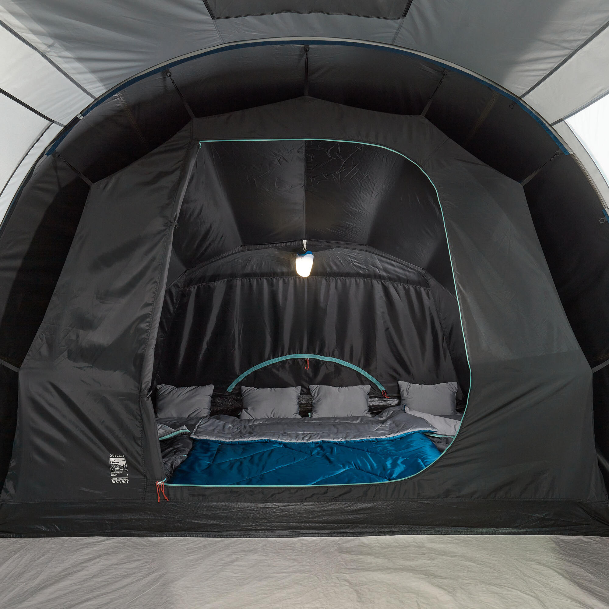 Quechua Arpenaz Fresh & Black Family Camping Tent 4 Person 1 Bedroom - Image 5