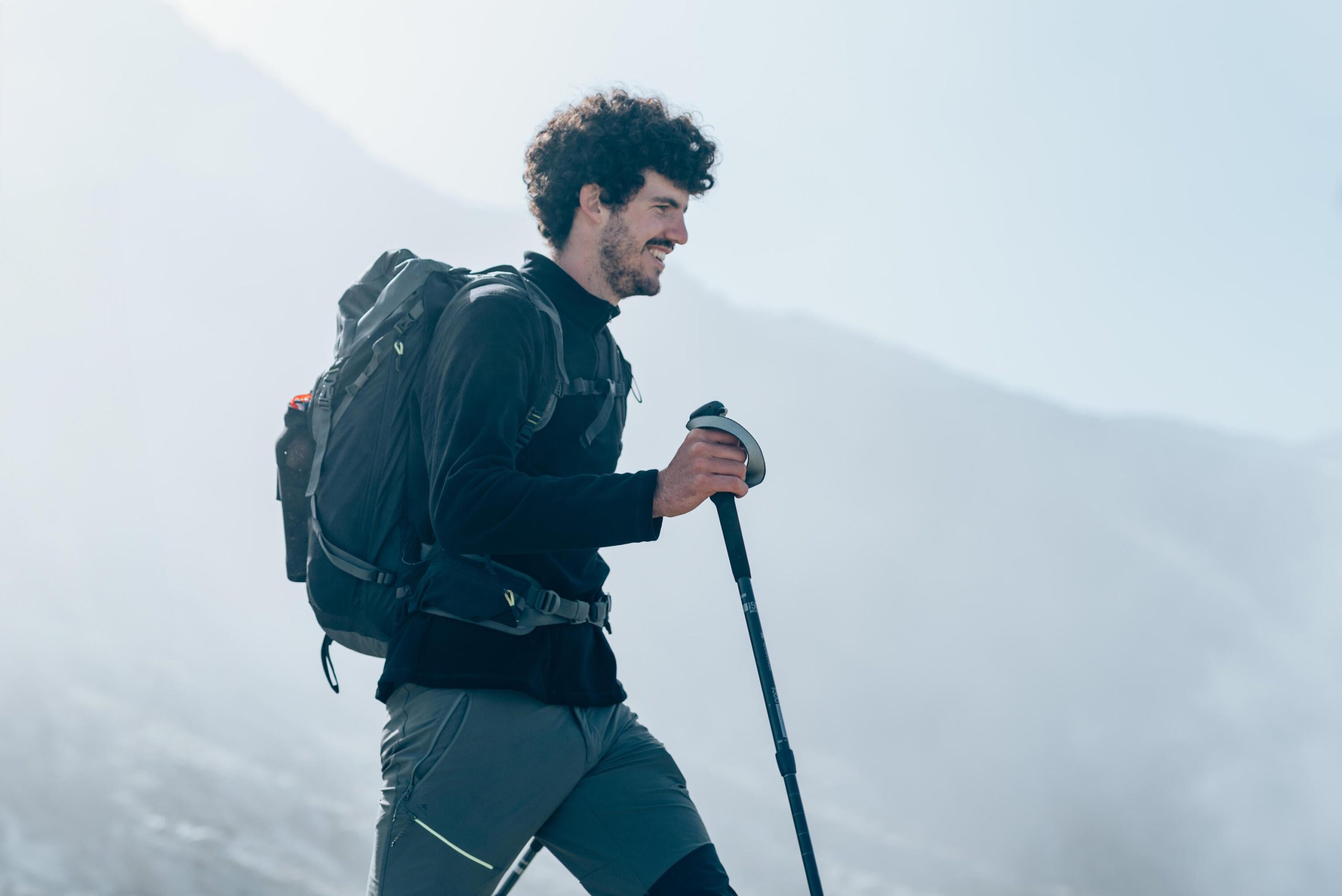 Quechua Men's MH100 Hiking Fleece - Image 13